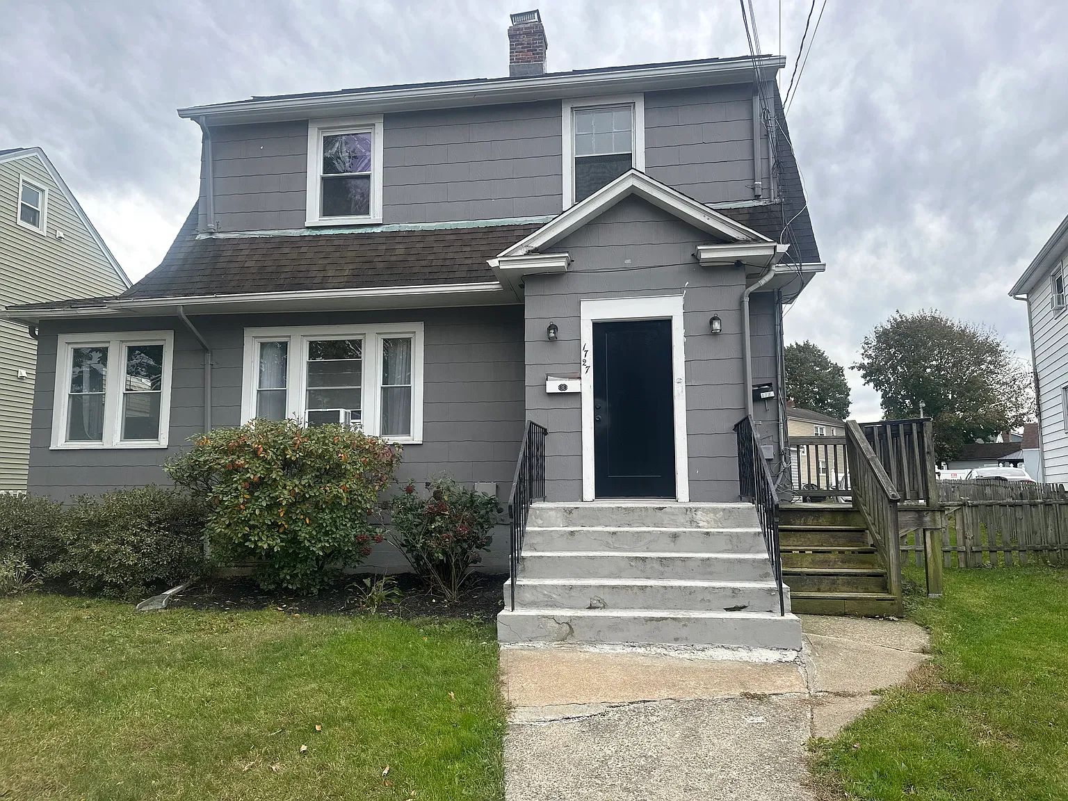 2 bed, 1324 sqft, $1,900 — Photo 1