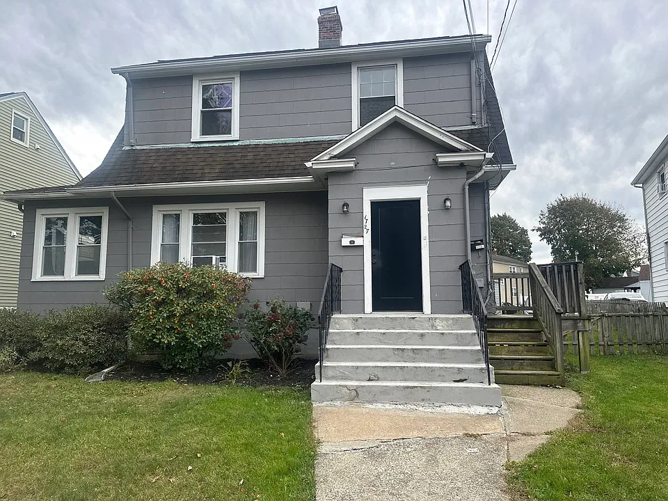 1729 Madison Ave