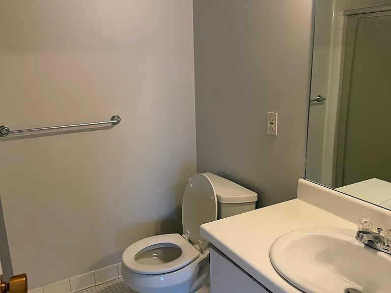 30042 W Twelve Mile Rd #54 — Photo 14