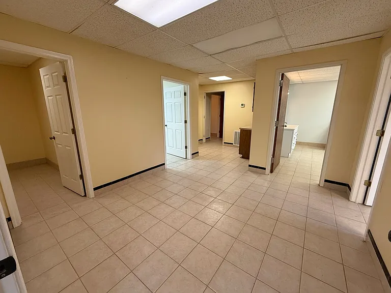 1230 Woodland Dr #115 — Photo 16