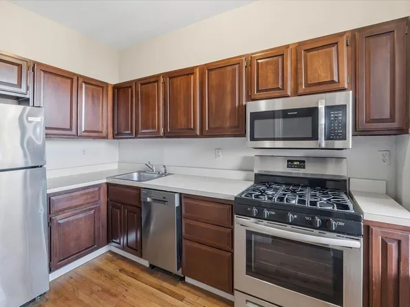 308 2nd Street image 16 of 24