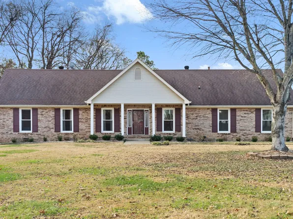 290 Andrew Jackson Dr, Clarksville, TN 37043