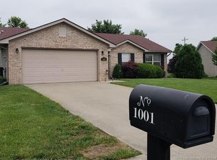 1001 Stonelilly Dr, Jeffersonville, IN 47130