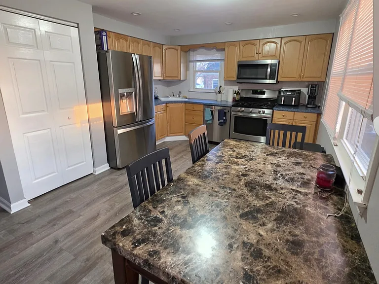 4116 Highview Pkwy #1 — Photo 6