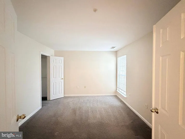3109 River Bend Ct #D202 — Photo 11