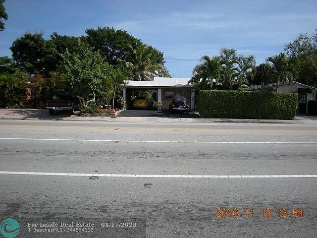 1st image of 1304-1306 NE 15th Ave