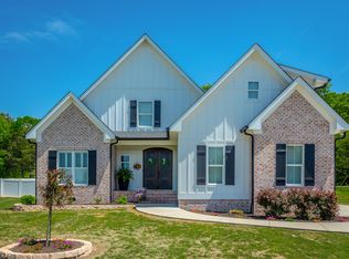 45 Cobblestone Trl, Chickamauga, GA 30707