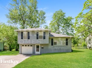 8305 E 110th St, Kansas City, MO 64134