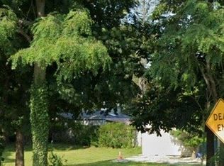 18 Bellrose Rd, Sound Beach, NY 11789