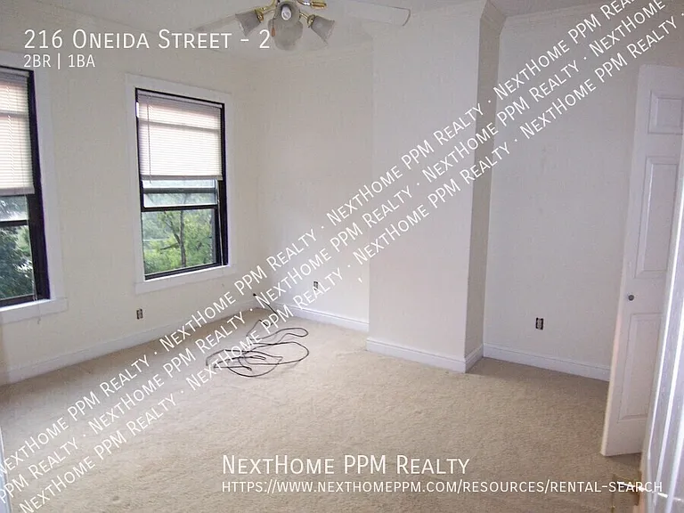 216 Oneida St #2 — Photo 7