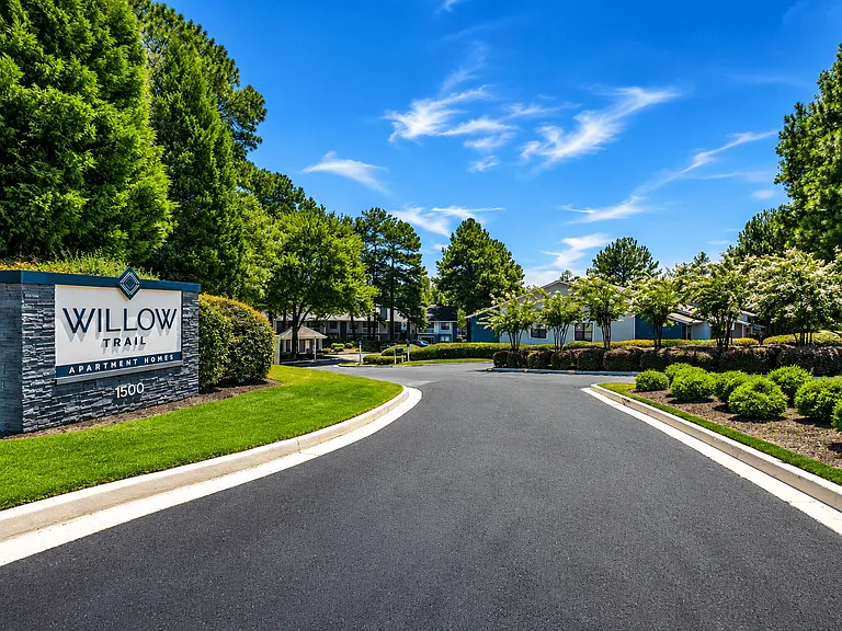 Willow Trail Apartments — Photo 19