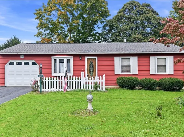 1121 Andrew Ave, Salem, OH 44460