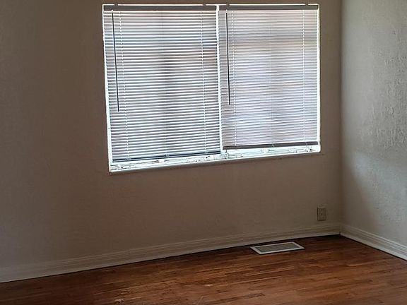 5th image of 2125 Avenue J