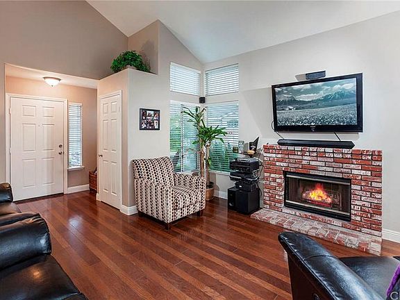 3rd image of 1539 E Sedona Dr