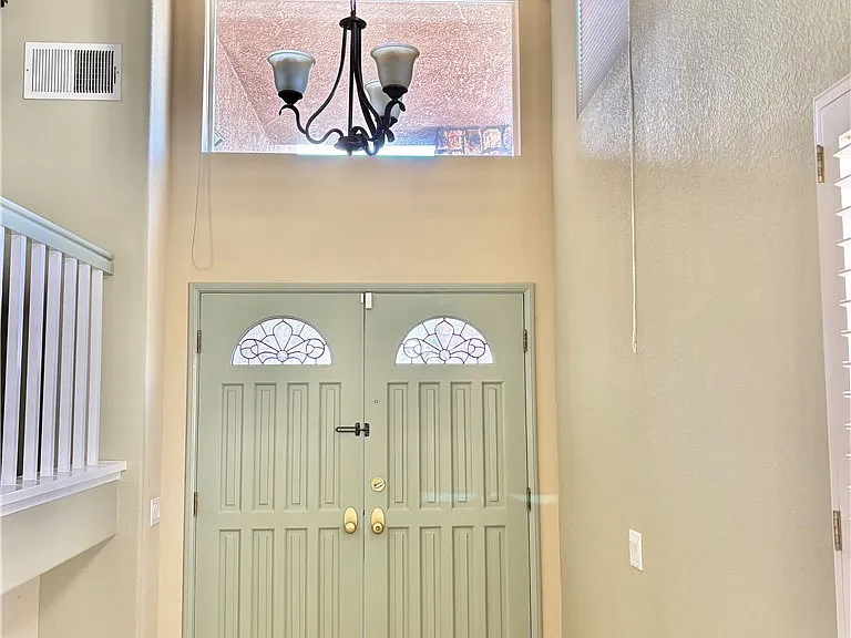 1834 Berryhill Dr — Photo 6