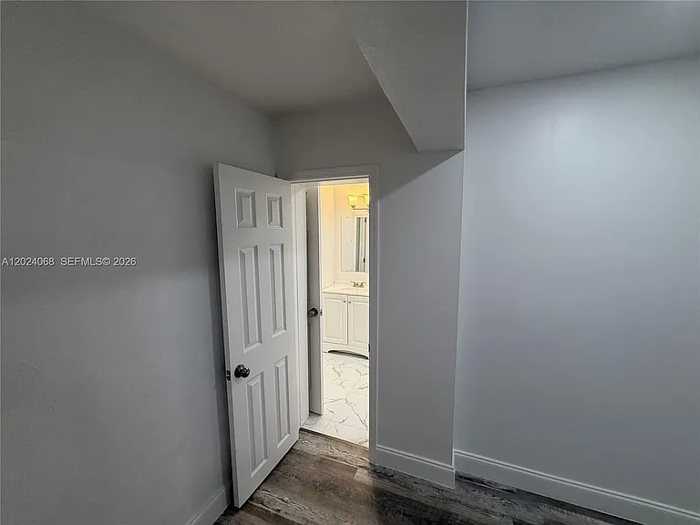 2161 NW 26th Ave #0 — Photo 2