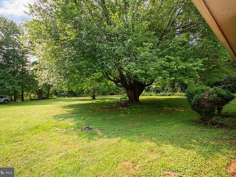 8755 Trinity Ln — Photo 8