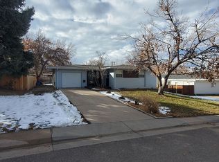 7933 W Chestnut Way, Littleton, CO 80128