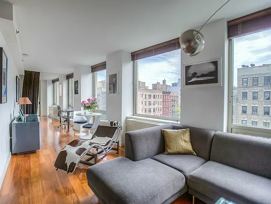 Sold by Sotheby's International Realty | media 1