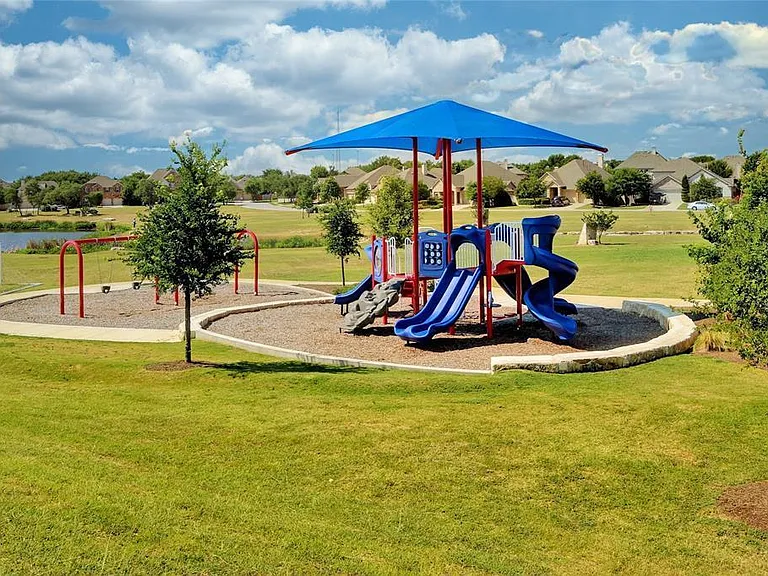 2228 Hilltop Climb Dr — Photo 11