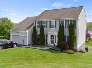 146 Hamilton Rd, Fairport, NY 14450