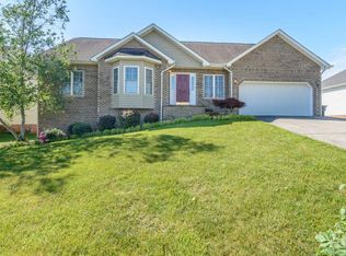 205 Trace Ct, Kingsport, TN 37664