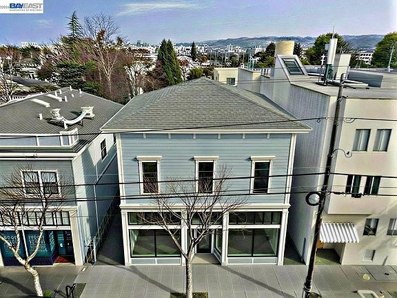 2nd image of 1217 Lincoln Ave