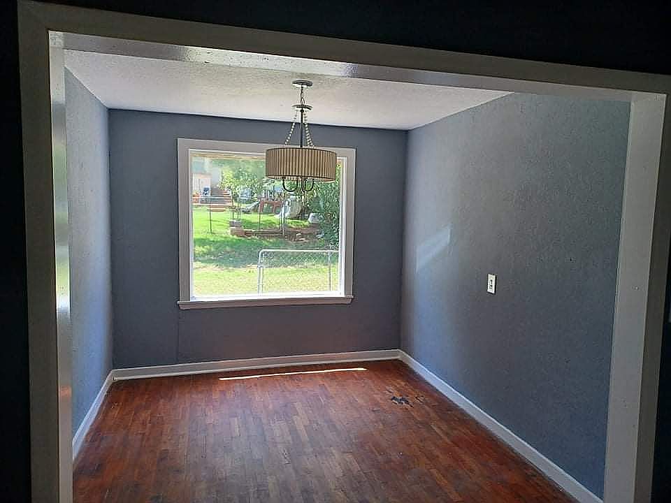 1st image of 305 W South St