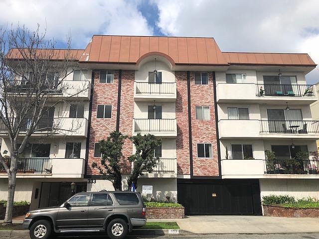 1st image of 333 S Elm Dr APT 102