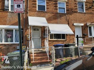 1312 Dexter Ter SE, Washington, DC 20020