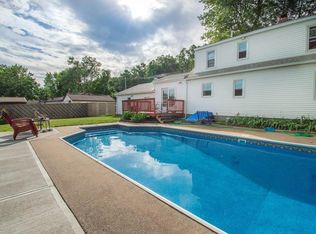 607 Burnett Rd, Chicopee, MA 01020