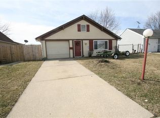 129 Heathgate Rd, Montgomery, IL 60538