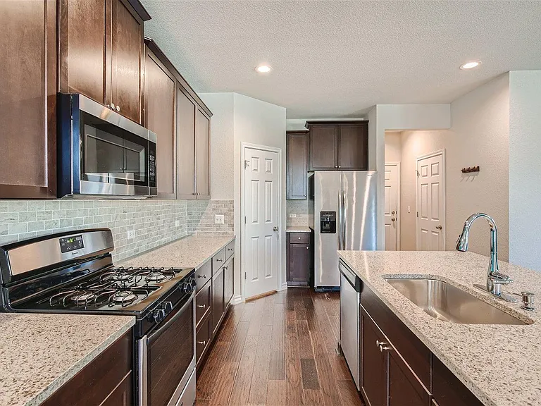1604 Los Olivios Way — Photo 8