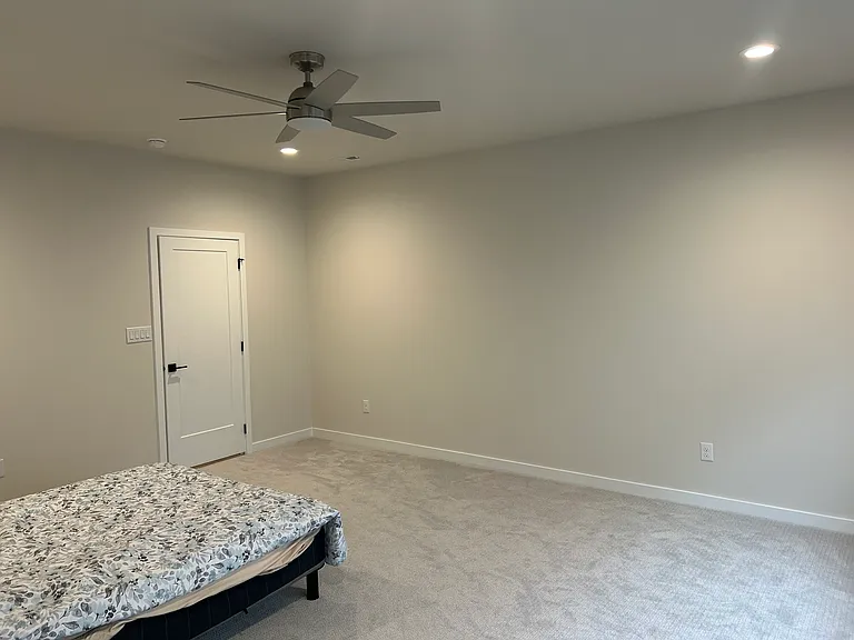 1020 W Lock Rd — Photo 10