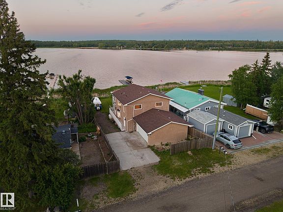 4th image of 104 Bayview Dr
