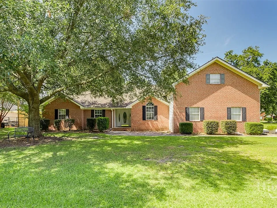 108 Bradford Dr