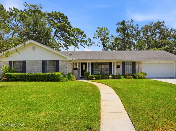 1169 MONTEGO Road E, Jacksonville, FL 32216