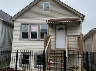 3823 S Albany Ave, Chicago, IL 60632