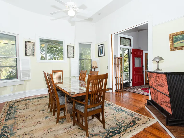 64 Clay St NE — Photo 25