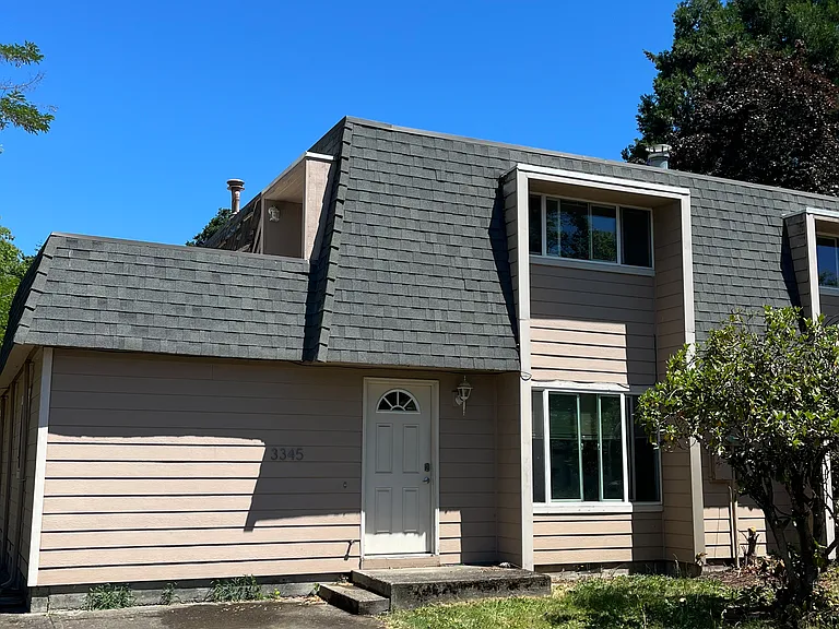 Bendix Ave — Photo 2