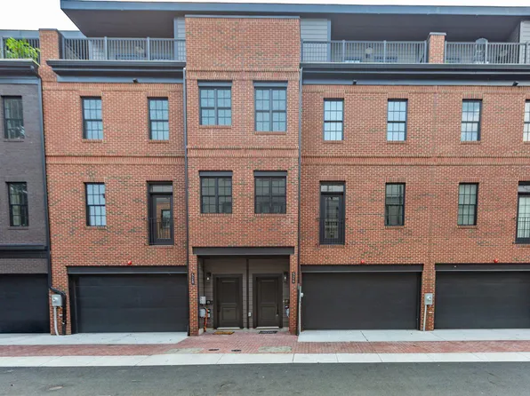 526 Mia St, Fredericksburg, VA 22401