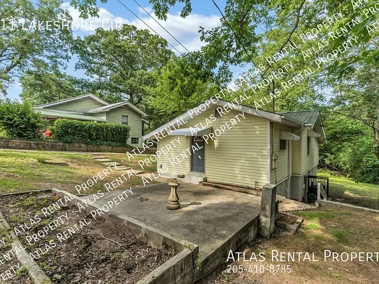 211 Lakeshore Cir — Photo 4