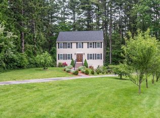 15 Mercier St, Dracut, MA 01826