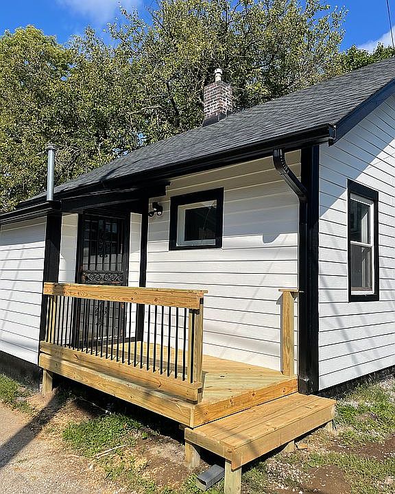 1st image of 4024 N College Ave