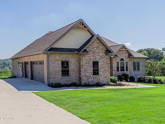 2nd image of 103 Harbor View Ln