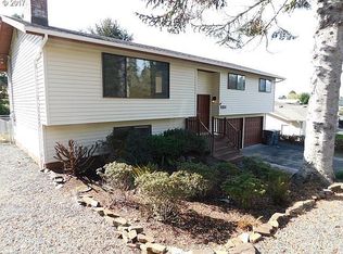 2151 Aldercrest St, Seaside, OR 97138