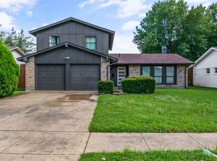 2304 Spanish Trl, Irving, TX 75060