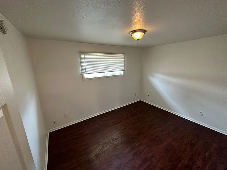 1515 Arthur St #2 — Photo 7