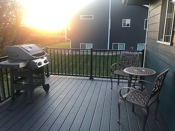 Large Rear Deck