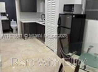 1723 Jackson St, Hollywood, FL 33020